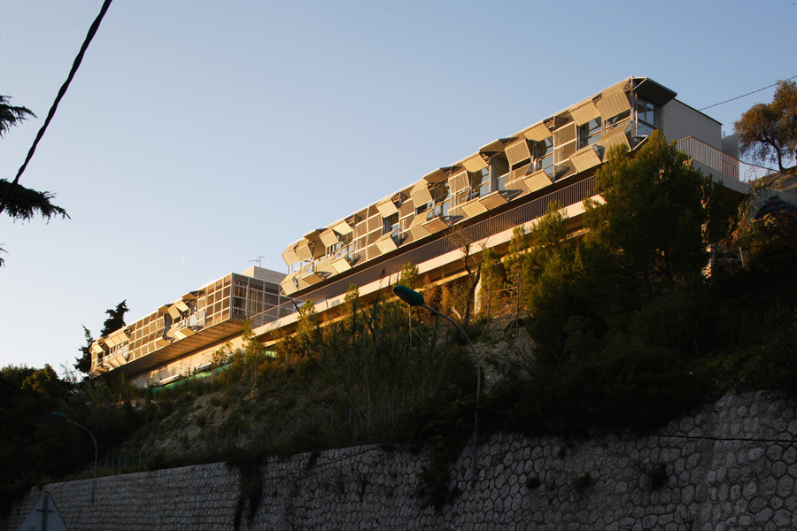 CAB-EZ1-Logements en bande à Eze - 2007