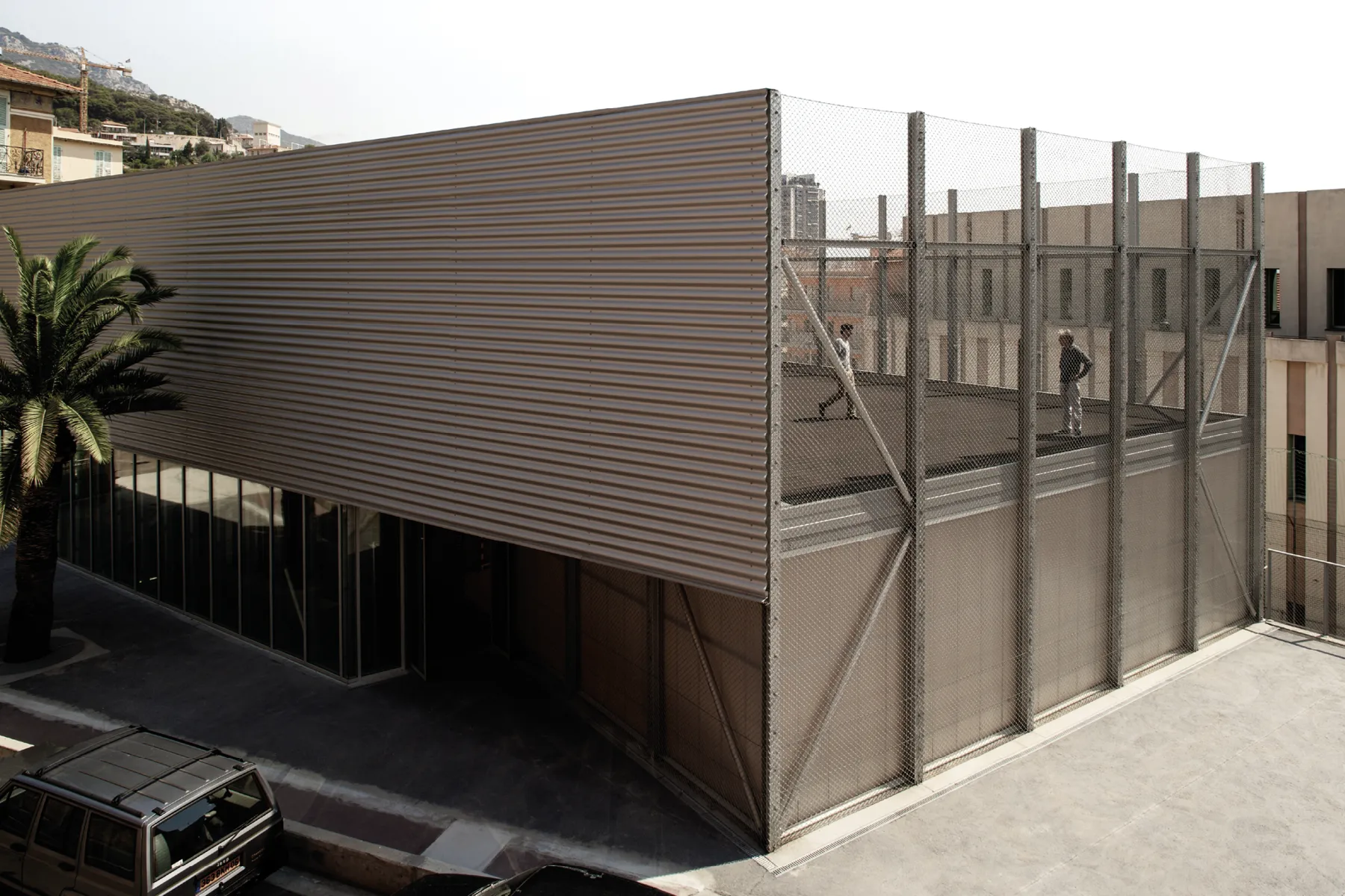 MON_10